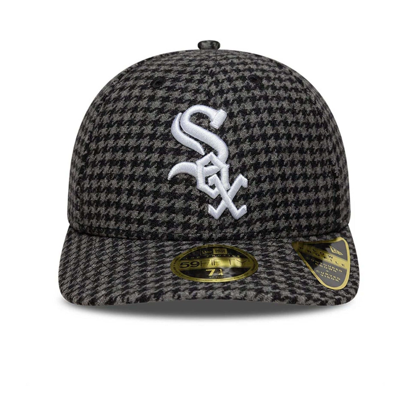 Pictured is this MLB Houndstooth Chicago White Sox Low Profile 59FIFTY Fitted cap in black. 2