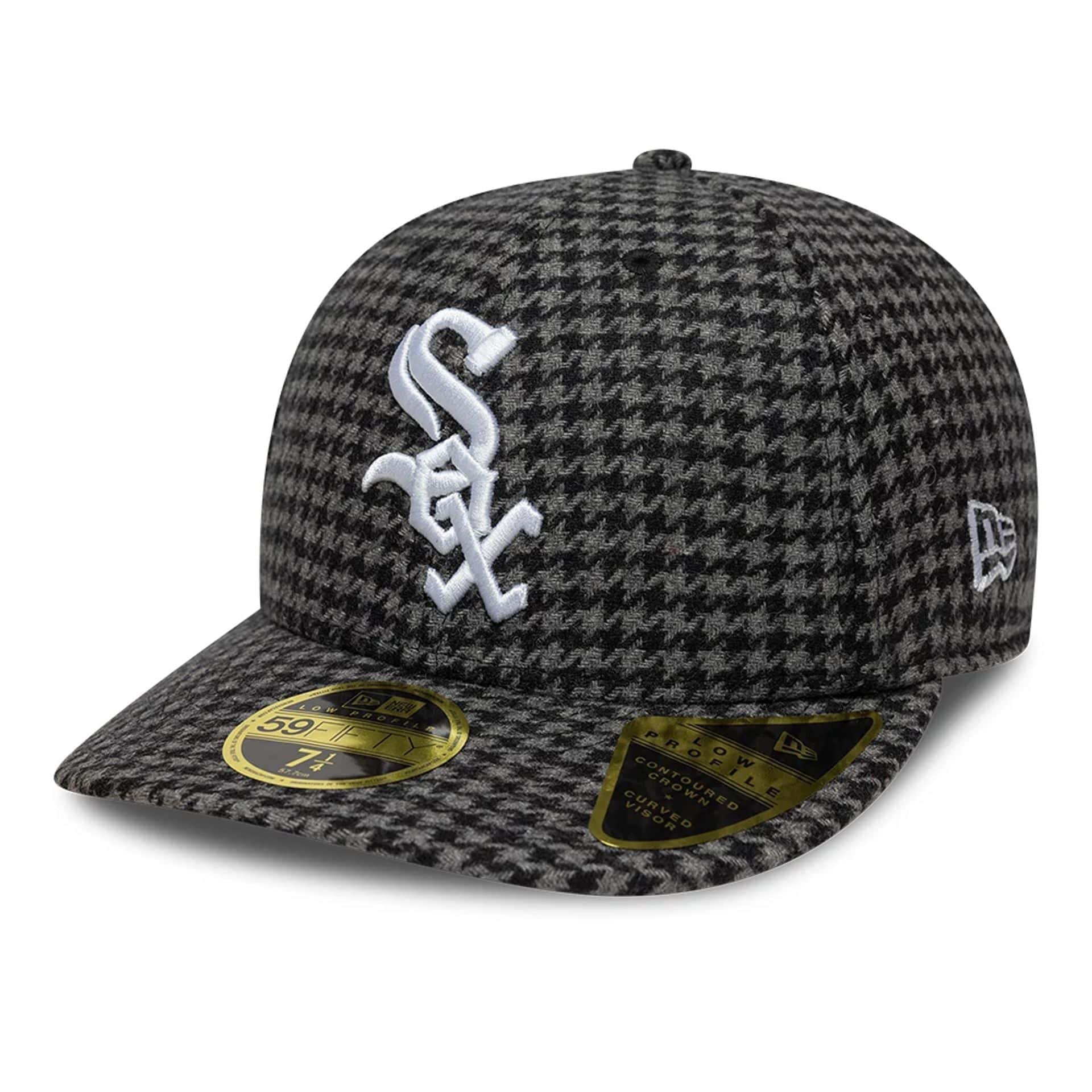 Pictured is this MLB Houndstooth Chicago White Sox Low Profile 59FIFTY Fitted cap in black. 1