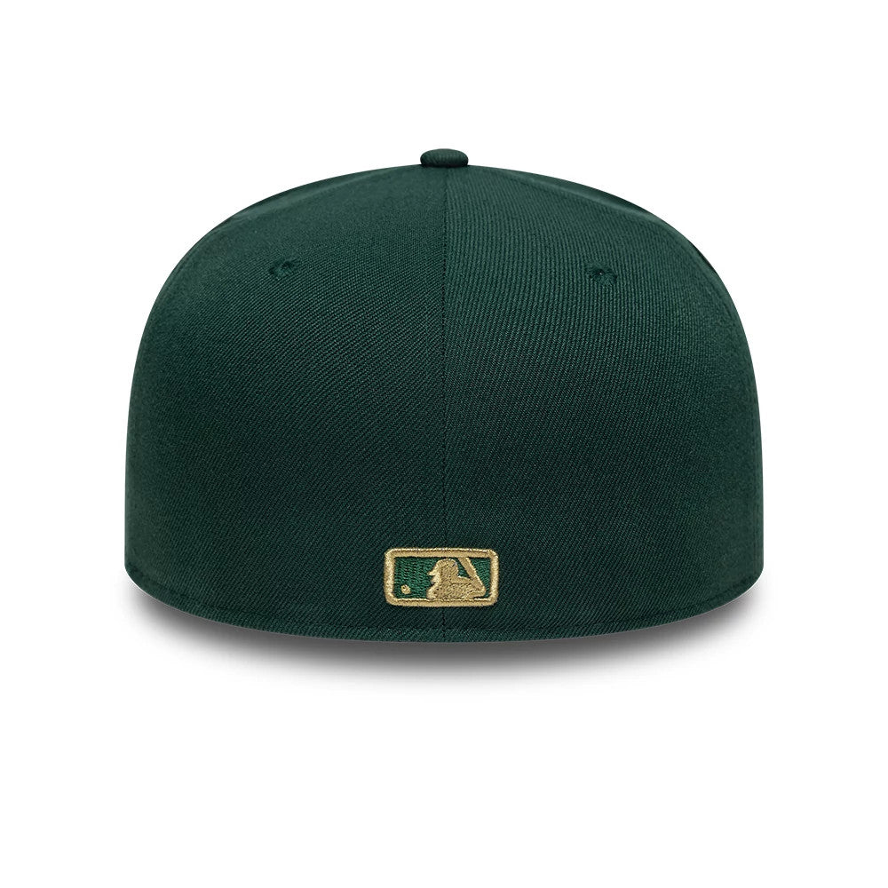 Pictured is this MLB Beaded Wings New York Yankees 59FIFTY Fitted cap in dark green. 6