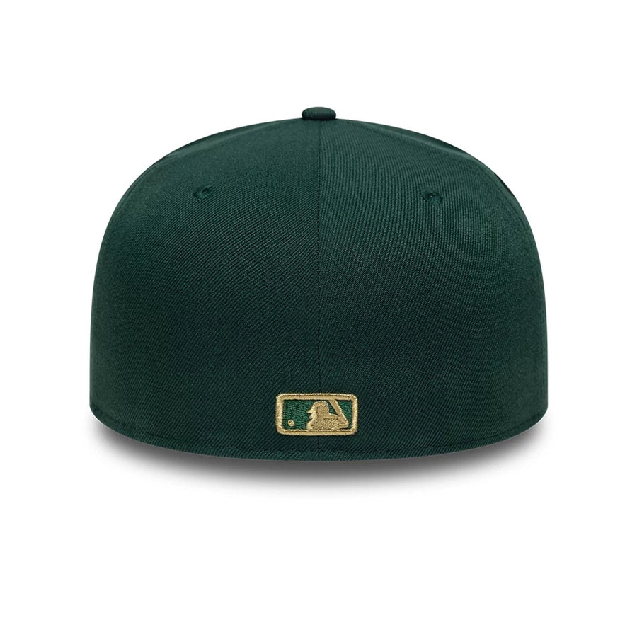 Pictured is this MLB Beaded Wings New York Yankees 59FIFTY Fitted cap in dark green. 6