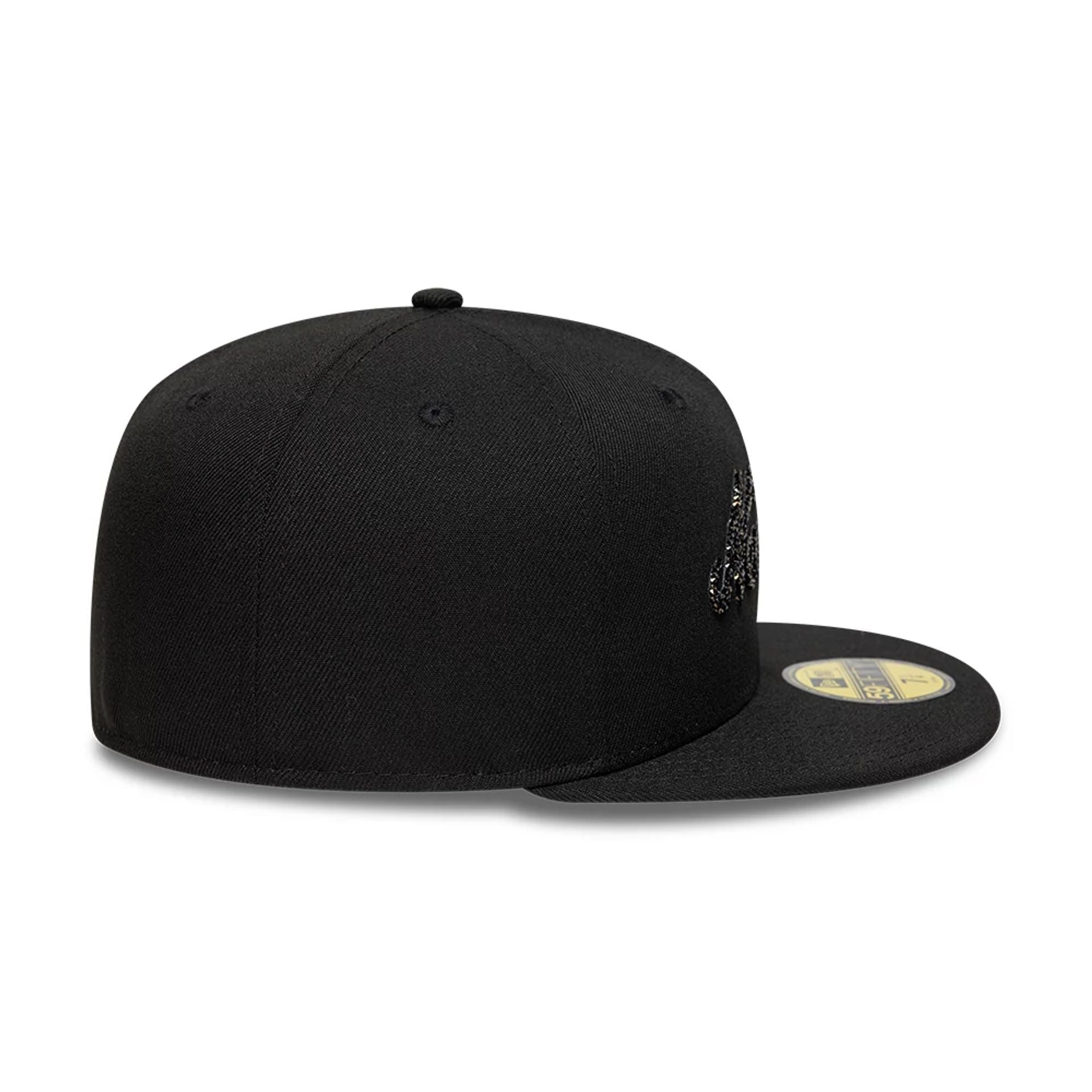 Pictured is this New Era Gem 59FIFTY Fitted cap in black. 6