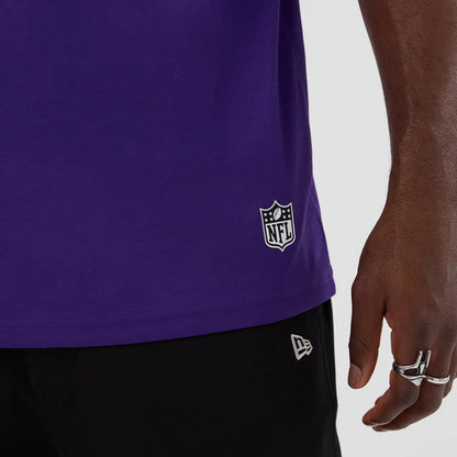 The Male model is wearing Minnesota Vikings NFL International Series Games 2025 Purple Oversized T-Shirt 5