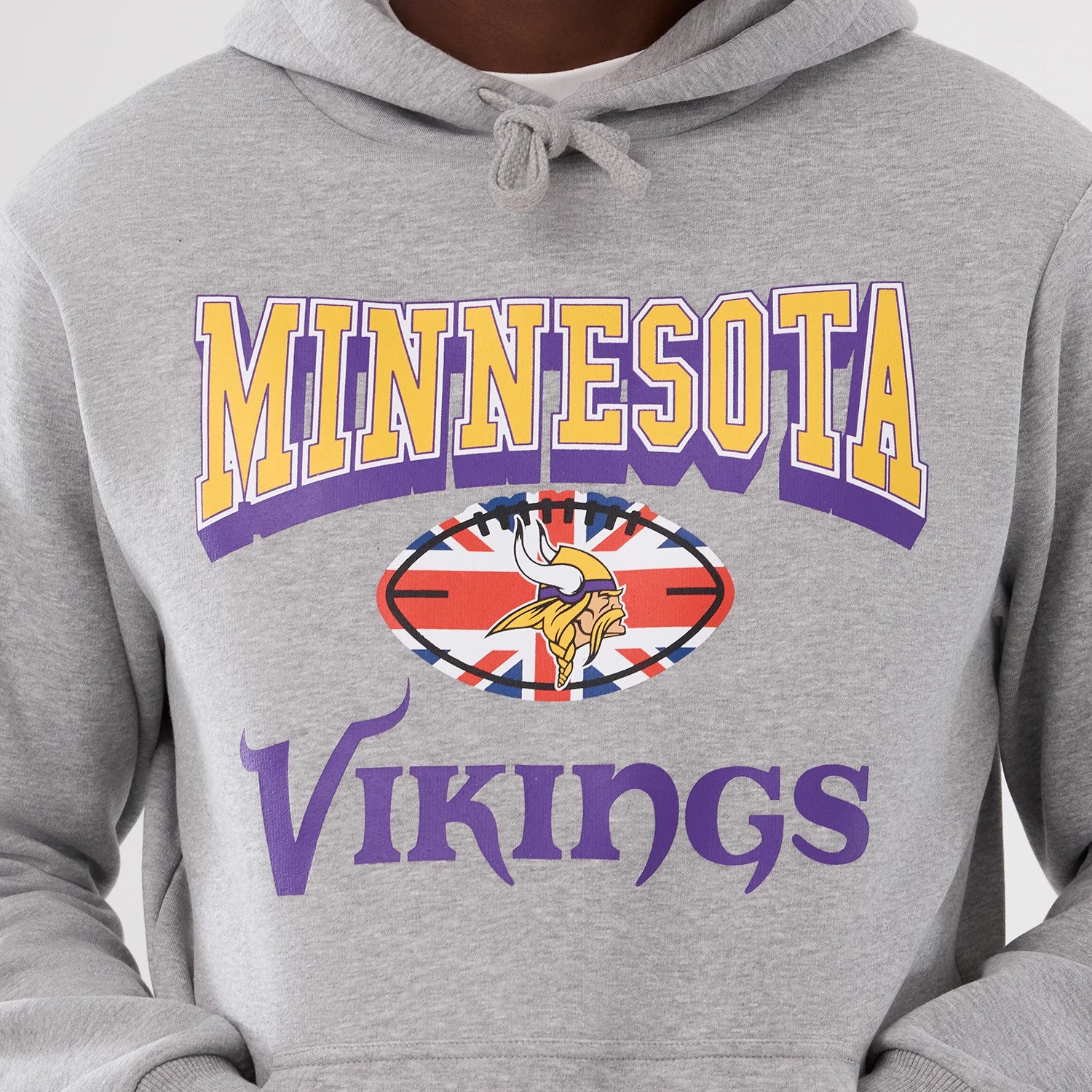 The Male model is wearing Minnesota Vikings NFL International Series Games 2025 Grey Pullover Hoodie 3