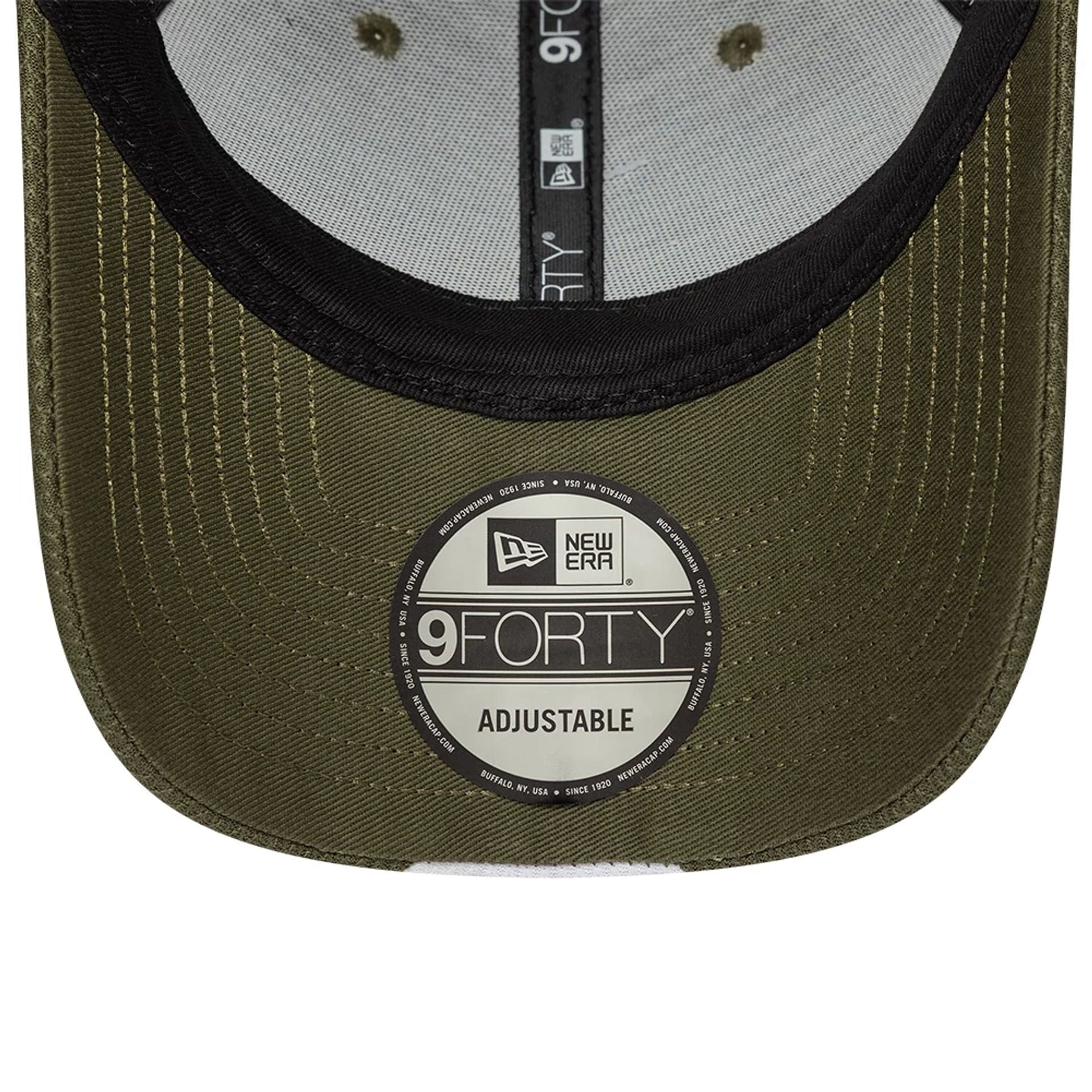 Pictured is this Visa Cash App Racing Bulls H1 Race Special 9FORTY Adjustable cap in green. 5