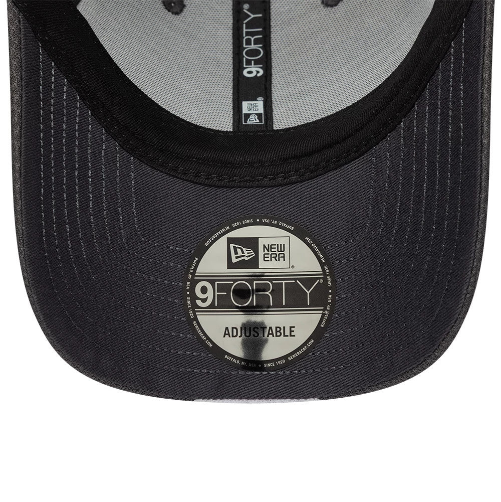 Pictured is this Visa Cash App Racing Bulls H1 Race Special 9FORTY Adjustable cap in dark grey. 5