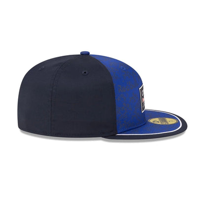 Pictured is this Red Bull Racing 59FIFTY Fitted cap in dark blue. 5