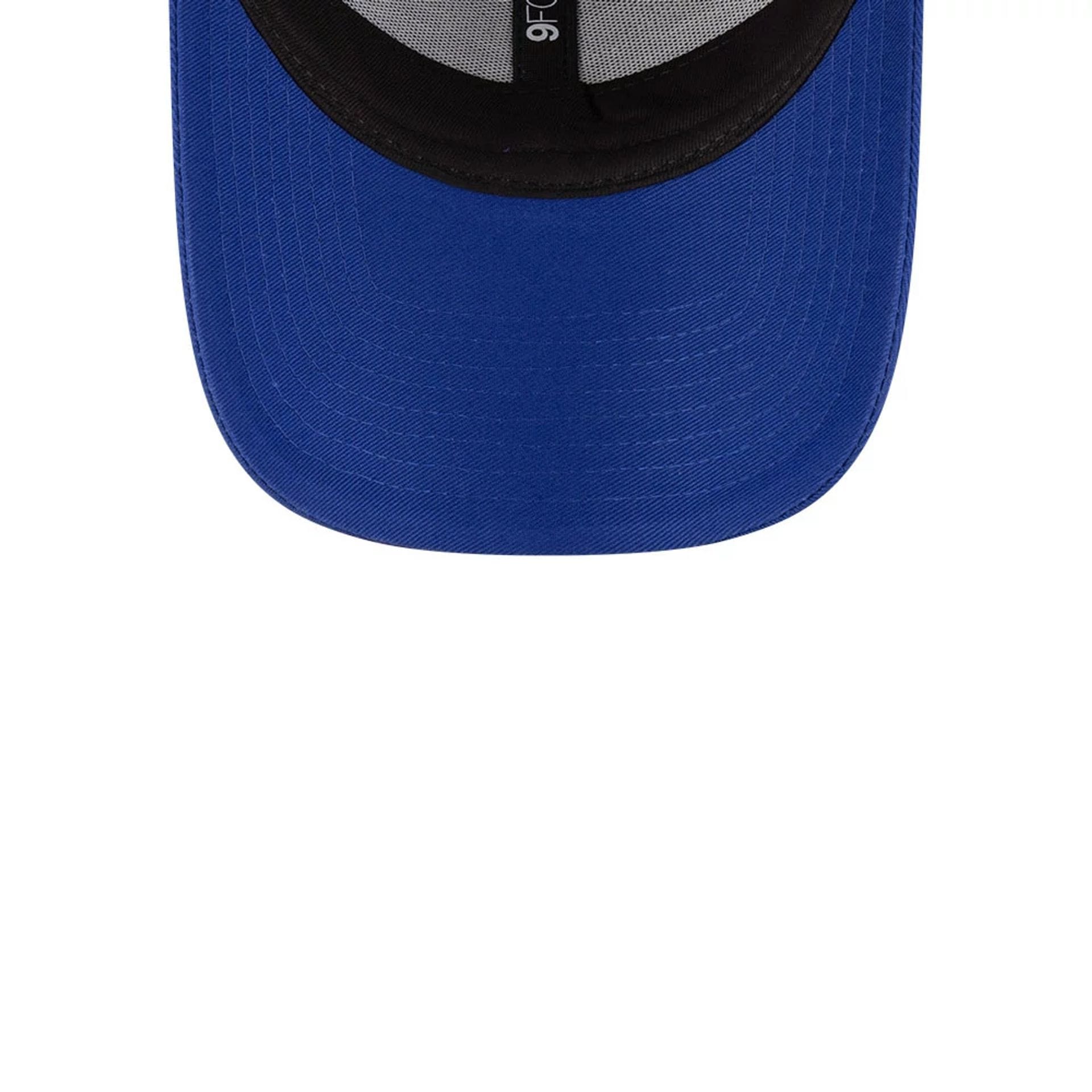 Pictured is this Essential Red Bull Racing 9FORTY Adjustable cap in dark blue. 5