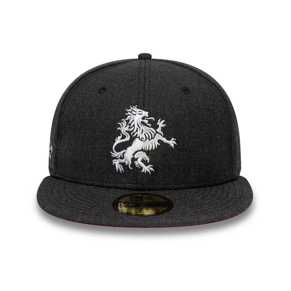 Pictured is this Gas Lamp Aston Villa FC 59FIFTY Fitted cap in black. 5