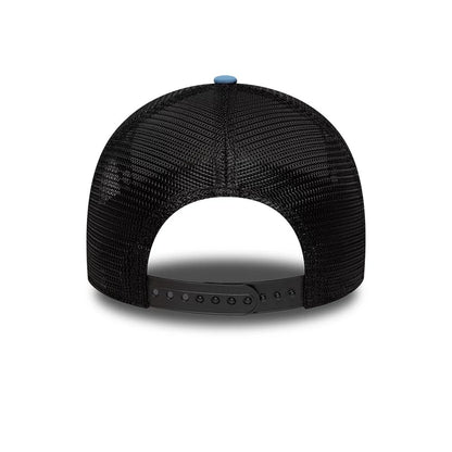 Pictured is this Away Kit Aston Villa FC 9FORTY A-Frame Trucker cap in black. 4