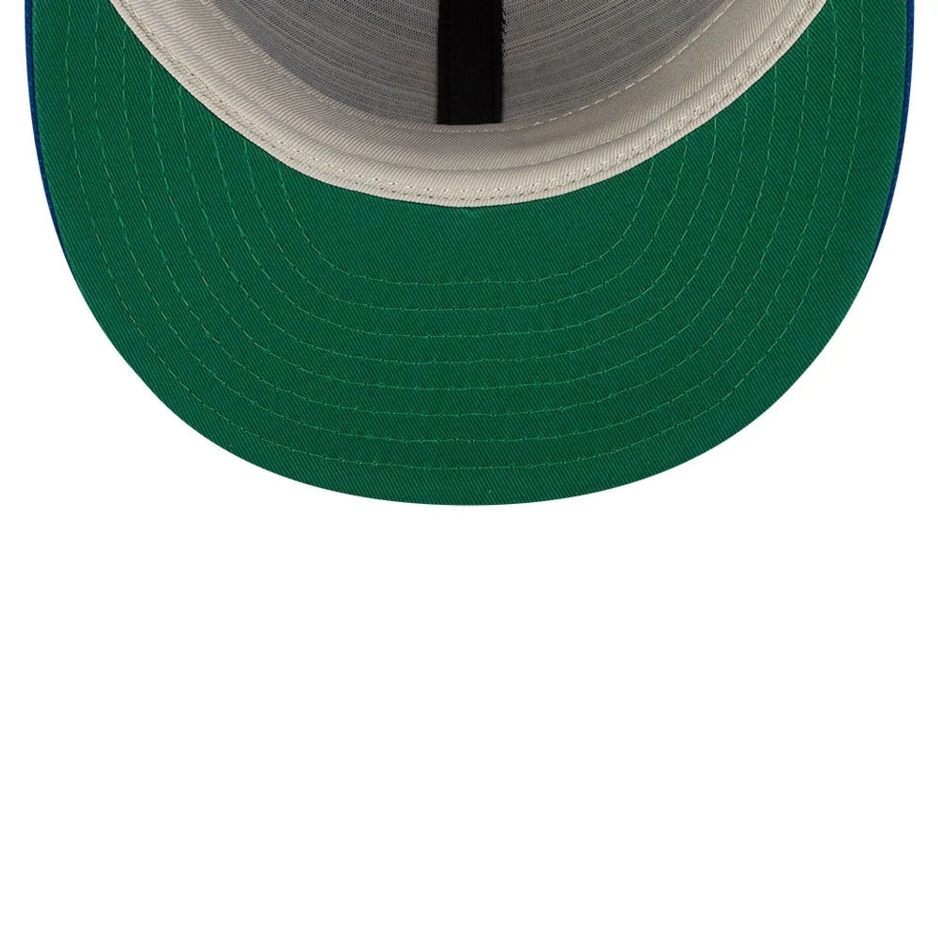 Pictured is this FOG X MLB New York Mets Retro Crown 59FIFTY Fitted cap in blue. 2