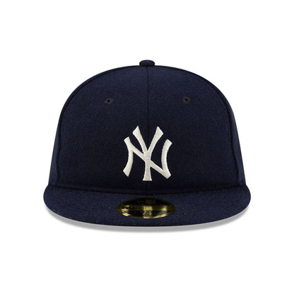 Pictured is this FOG X MLB New York Yankees Retro Crown 59FIFTY Fitted cap in navy. 3