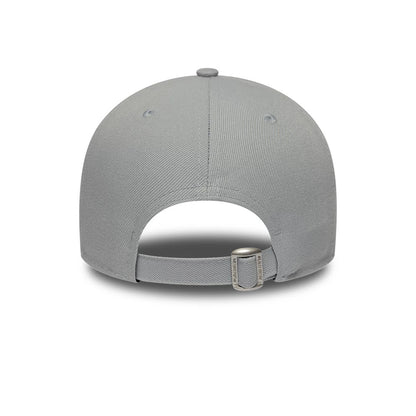 Pictured is this Colucci X New Era 9FORTY cap in grey. 6