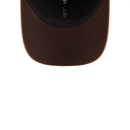 Pictured is this New Era 9FORTY M-Crown cap in beige. 3