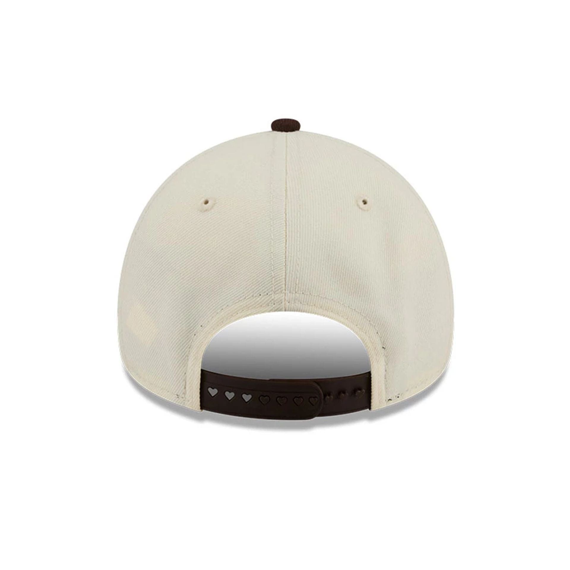 Pictured is this MLB City Script Boston Red Sox 9FORTY A-Frame cap in Cream. 7