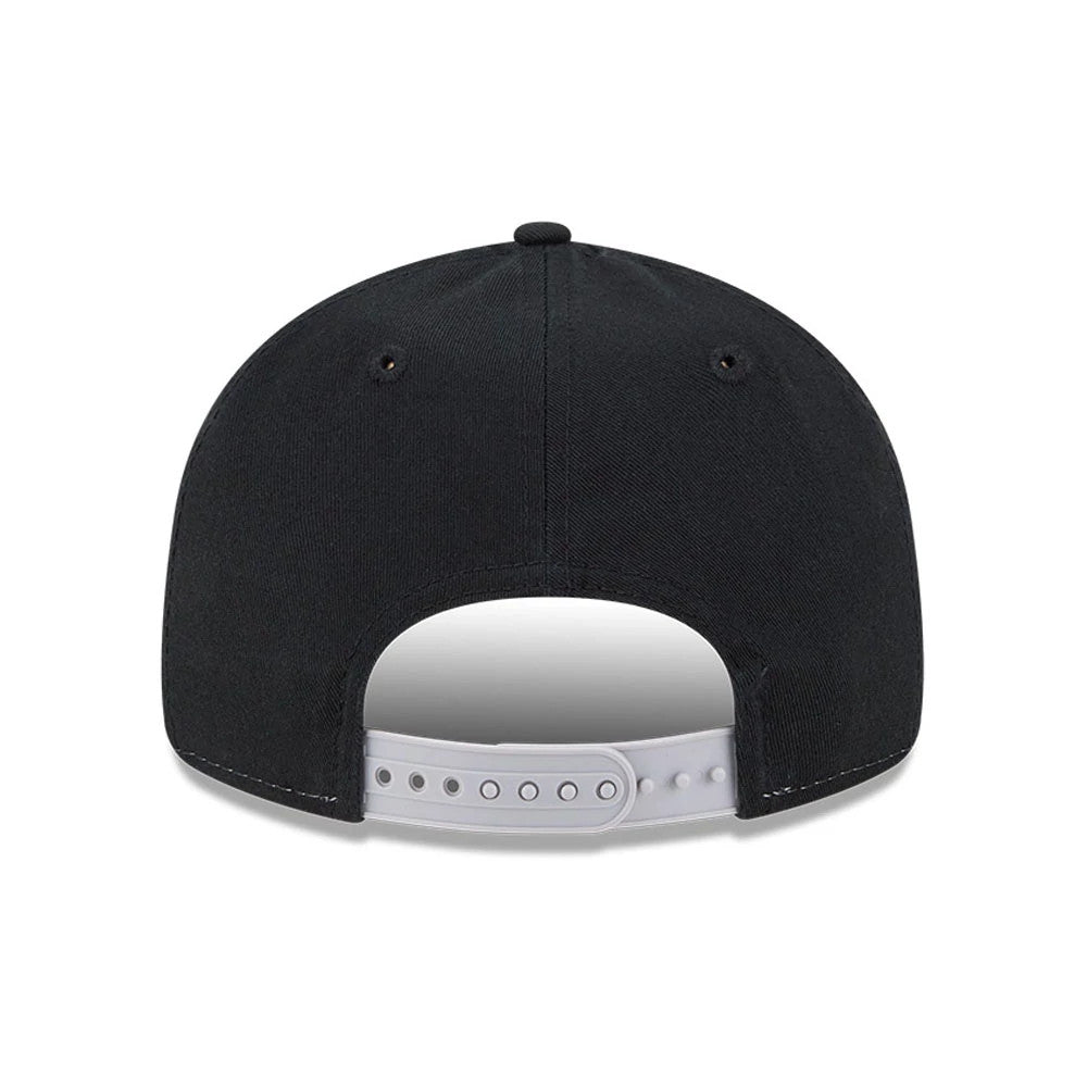 Pictured is this NHL Team Stripes LA Kings Retro Crown 9FIFTY cap in black. 4
