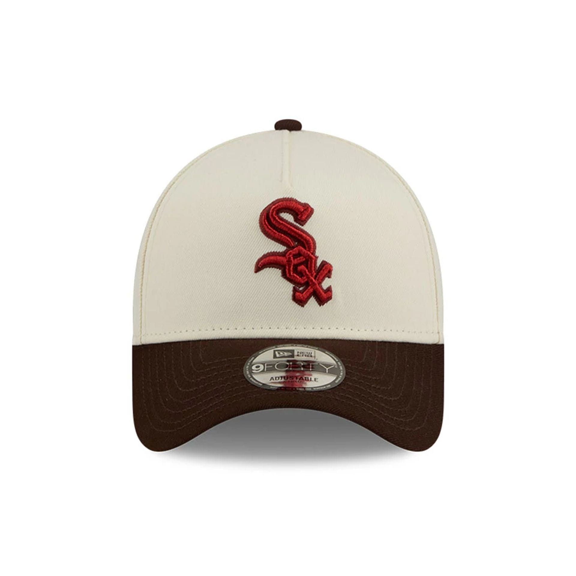 Pictured is this MLB City Script Chicago White Sox 9FORTY A-Frame cap in Cream. 3