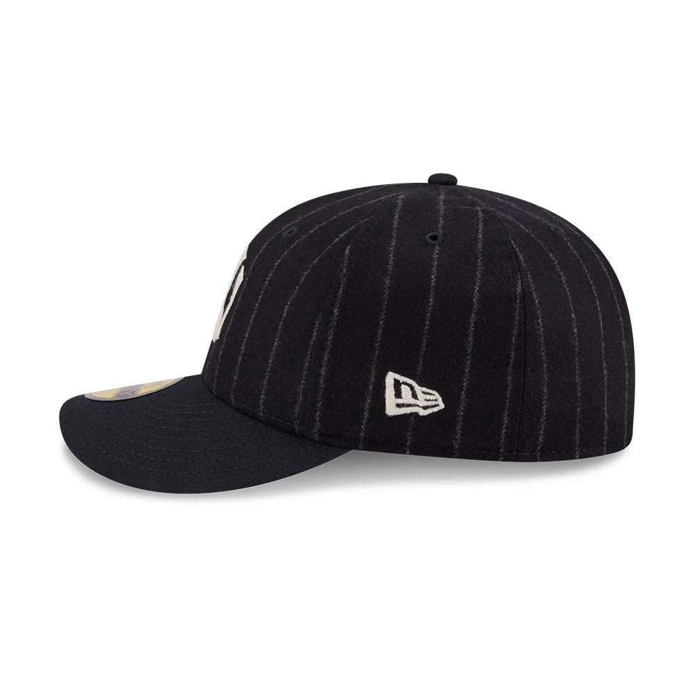 Pictured is this MLB X Moon New York Yankees 59FIFTY Fitted cap in Navy. 6