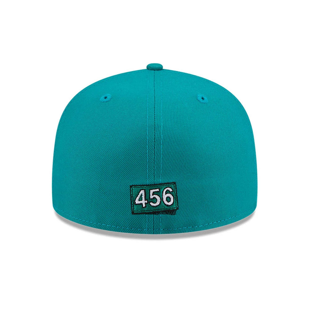 Pictured is this Netflix Squid Game 59FIFTY Fitted cap in green. 5