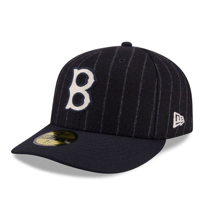 Pictured is this MLB X Moon Boston Red Sox 59FIFTY Fitted cap in Navy. 4