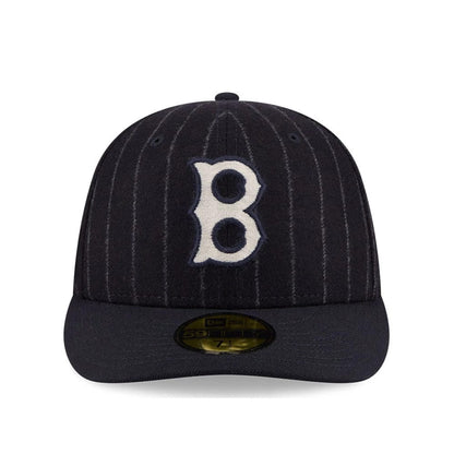 Pictured is this MLB X Moon Boston Red Sox 59FIFTY Fitted cap in Navy. 3