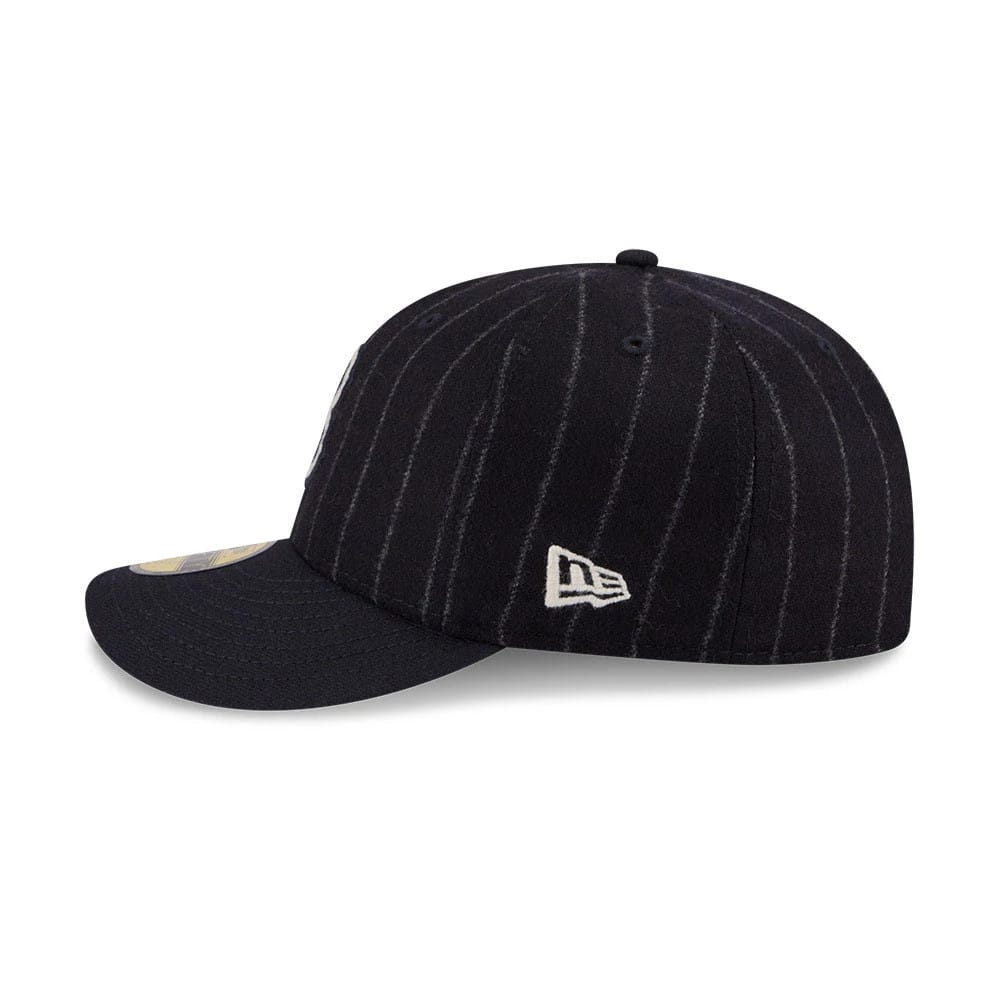 Pictured is this MLB X Moon Boston Red Sox 59FIFTY Fitted cap in Navy. 6