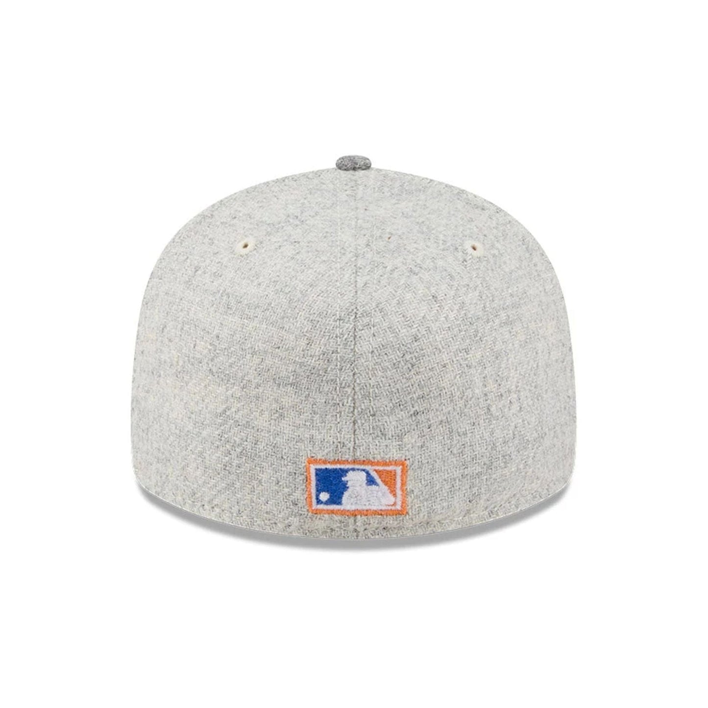Pictured is this MLB X Moon New York Mets 59FIFTY Fitted cap in light beige. 7