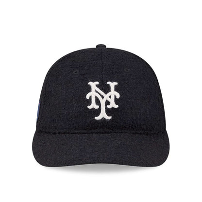 Pictured is this MLB X Moon New York Mets Retro Crown 9FIFTY cap in navy. 3