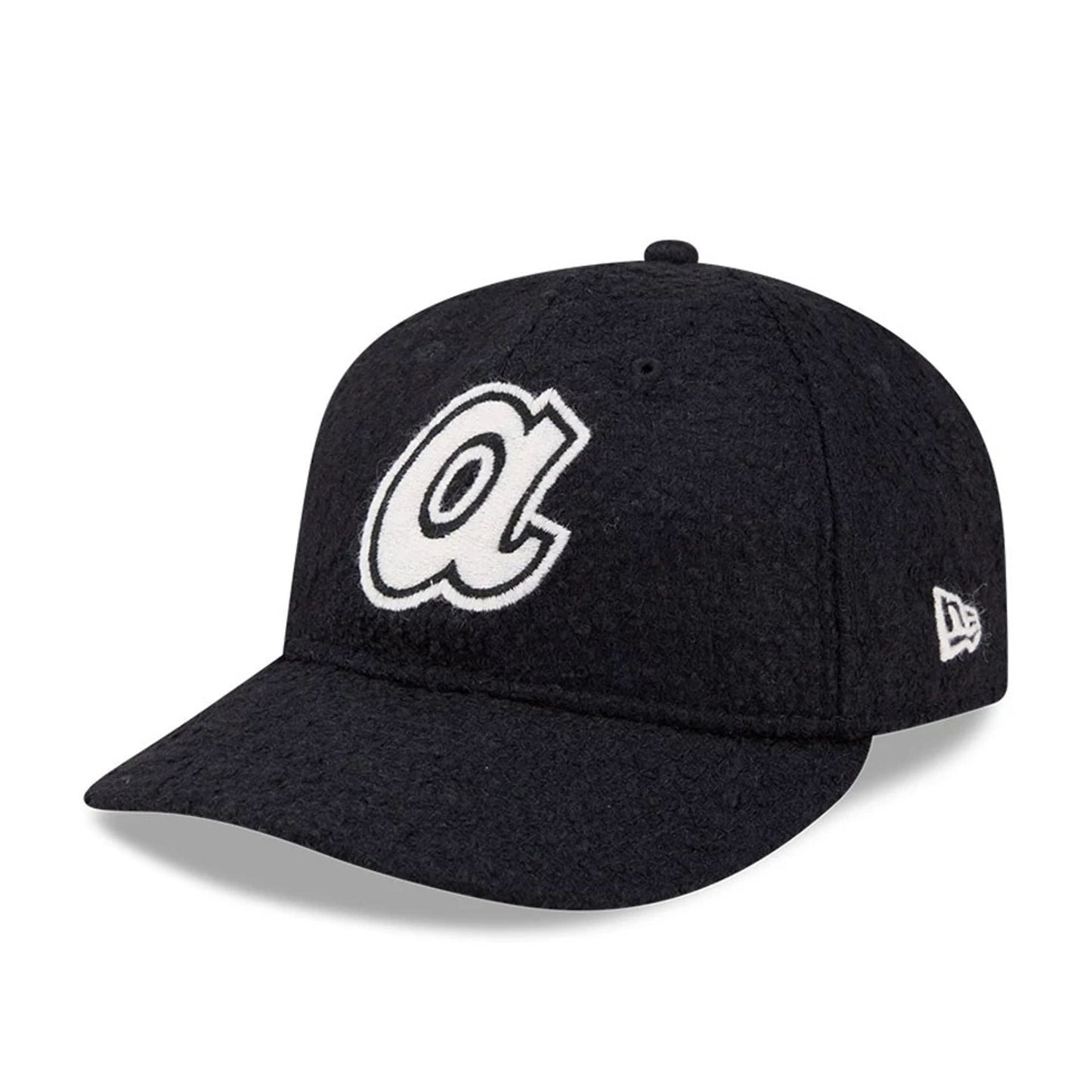 Pictured is this MLB X Moon Atlanta Braves Retro Crown 9FIFTY cap in navy. 4