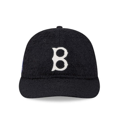 Pictured is this MLB X Moon Boston Red Sox Retro Crown 9FIFTY cap in navy. 3