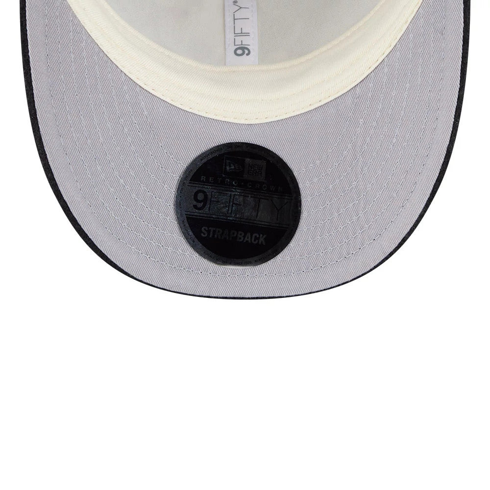 Pictured is this MLB X Moon Boston Red Sox Retro Crown 9FIFTY cap in navy. 2