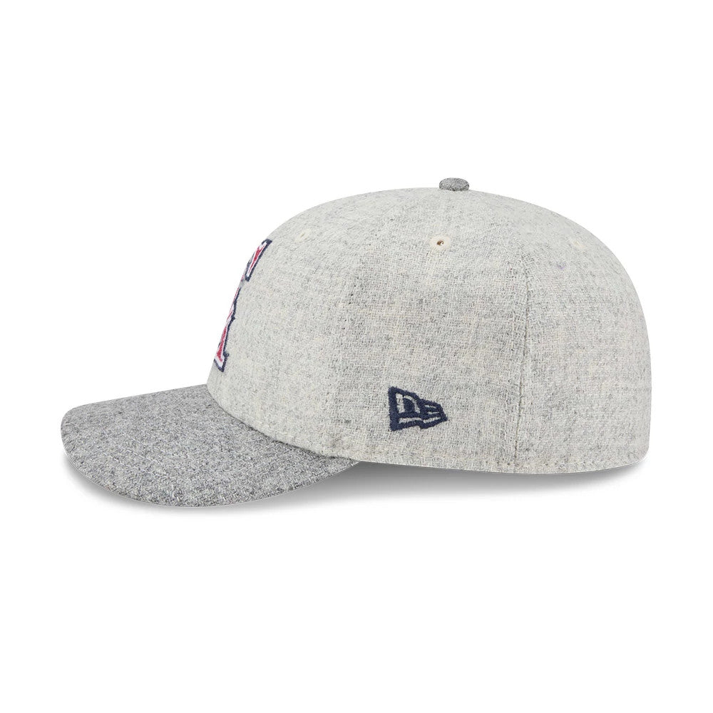 Pictured is this MLB X Moon LA Angels 59FIFTY Fitted cap in light beige. 6
