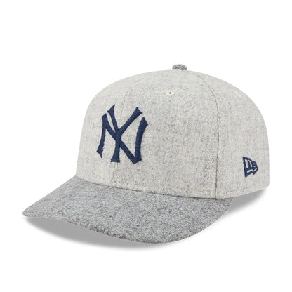 Pictured is this MLB X Moon New York Yankees 59FIFTY Fitted cap in light beige. 4