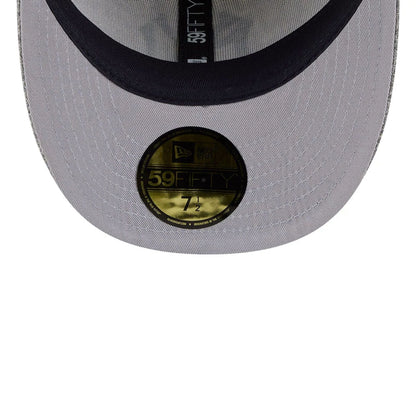 Pictured is this MLB X Moon New York Yankees 59FIFTY Fitted cap in light beige. 2
