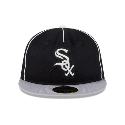 Pictured is this MLB Felt Logo Chicago White Sox Retro Crown 59FIFTY Fitted cap in black. 3