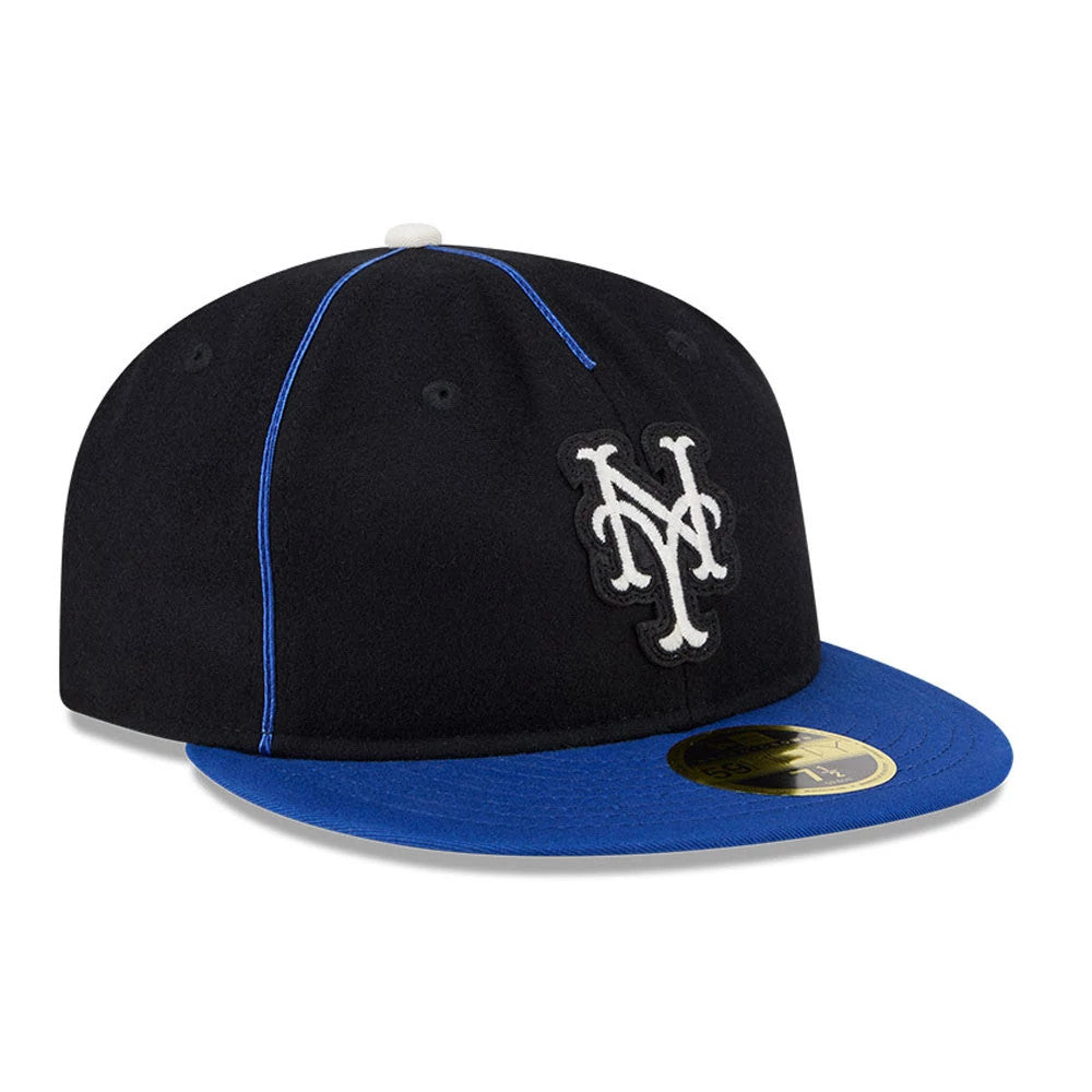 Pictured is this MLB Felt Logo New York Mets Retro Crown 59FIFTY Fitted cap in blue. 4