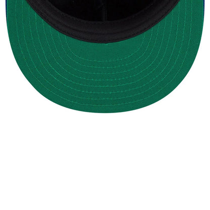 Pictured is this MLB Felt Logo New York Mets Retro Crown 59FIFTY Fitted cap in blue. 2