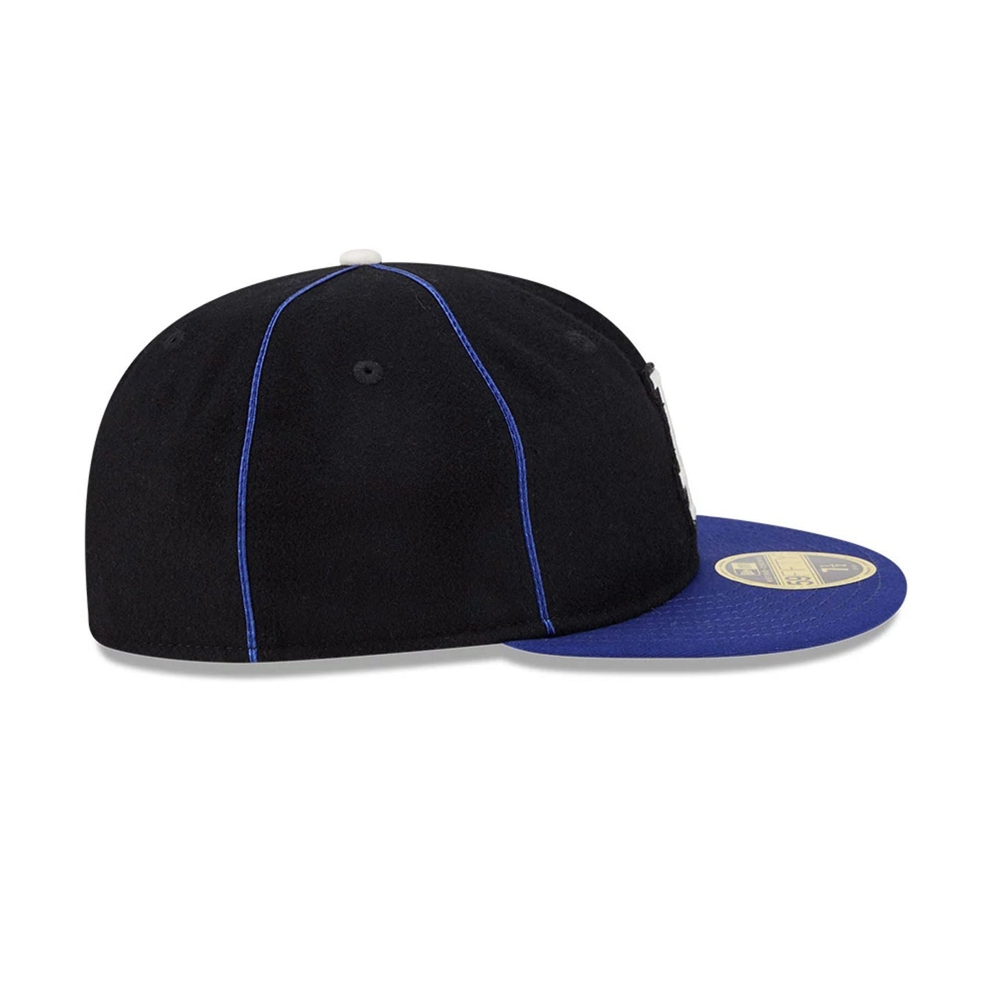 Pictured is this MLB Felt Logo LA Dodgers Retro Crown 59FIFTY Fitted cap in dark blue. 6