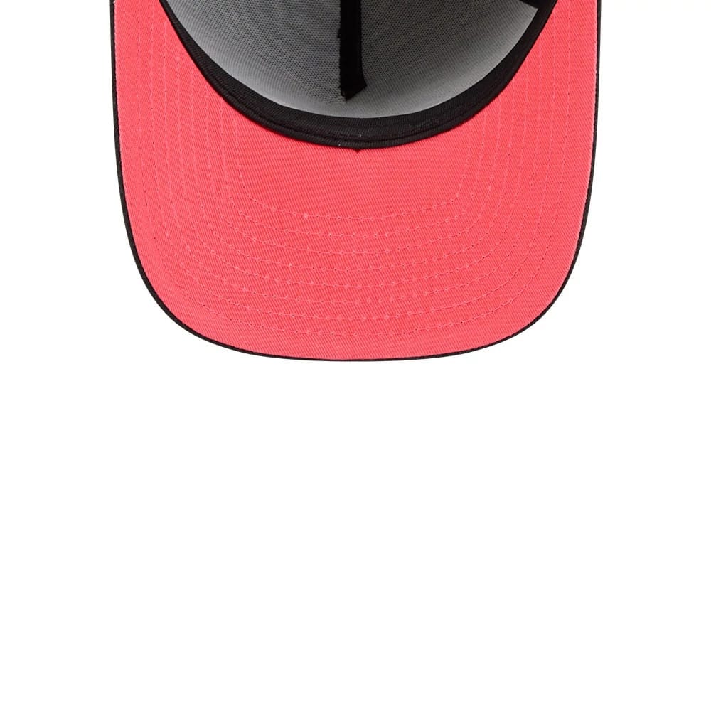Pictured is this Tom & Jerry Love Struck 59FIFTY A-Frame Fitted cap in black. 2