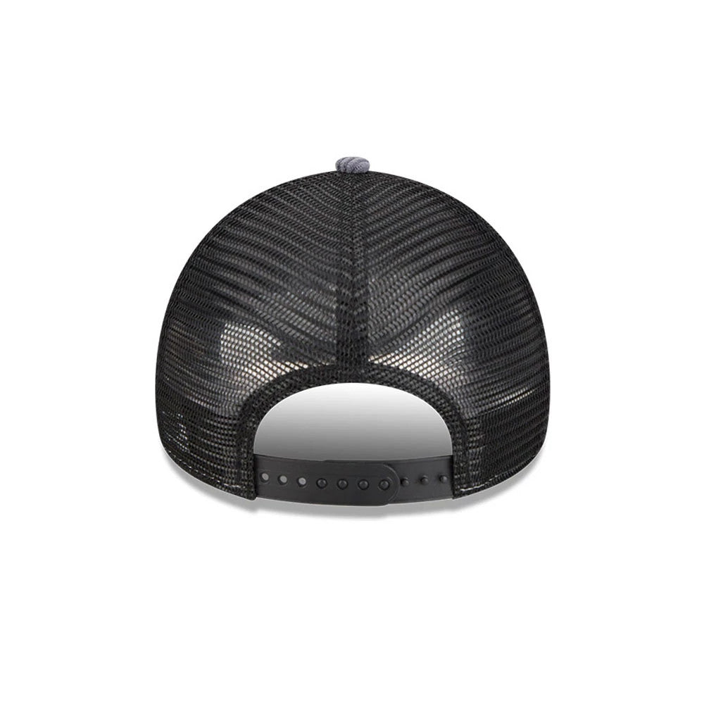 Pictured is this New Era Wide Cord 9FORTY A-Frame Trucker cap in dark blue. 6
