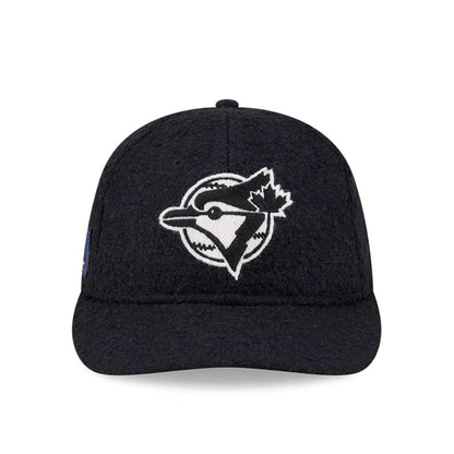 Pictured is this MLB X Moon Toronto Blue Jays Retro Crown 9FIFTY cap in navy. 3