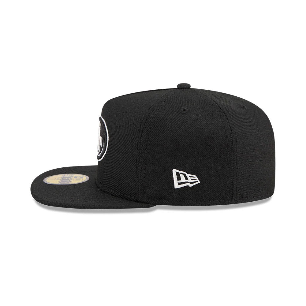Pictured is this NFL Chiseled Embroidery San Francisco 49ers 59FIFTY A-Frame Fitted cap in black. 7