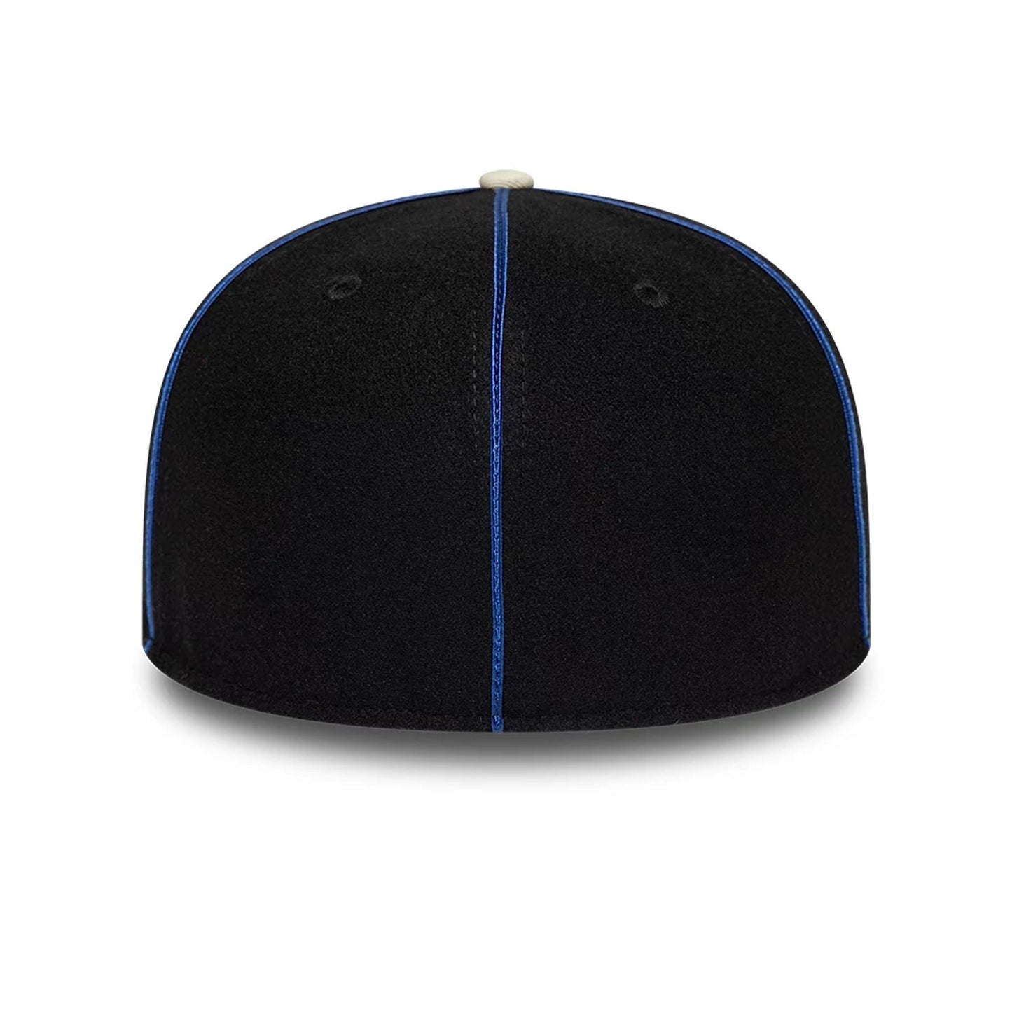 Pictured is this NBA Felt Logo New York Knicks Retro Crown 59FIFTY Fitted cap in dark blue. 7