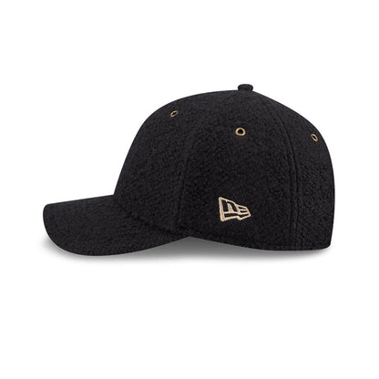Pictured is this New Era Brushed Fleece 9FORTY M-Crown cap in black. 5