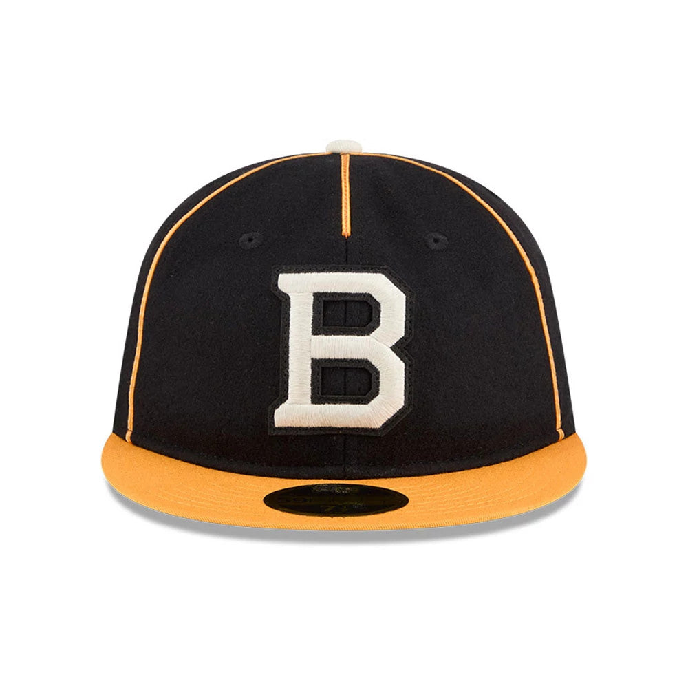 Pictured is this NHL Felt Logo Boston Bruins Retro Crown 59FIFTY Fitted cap in black. 3