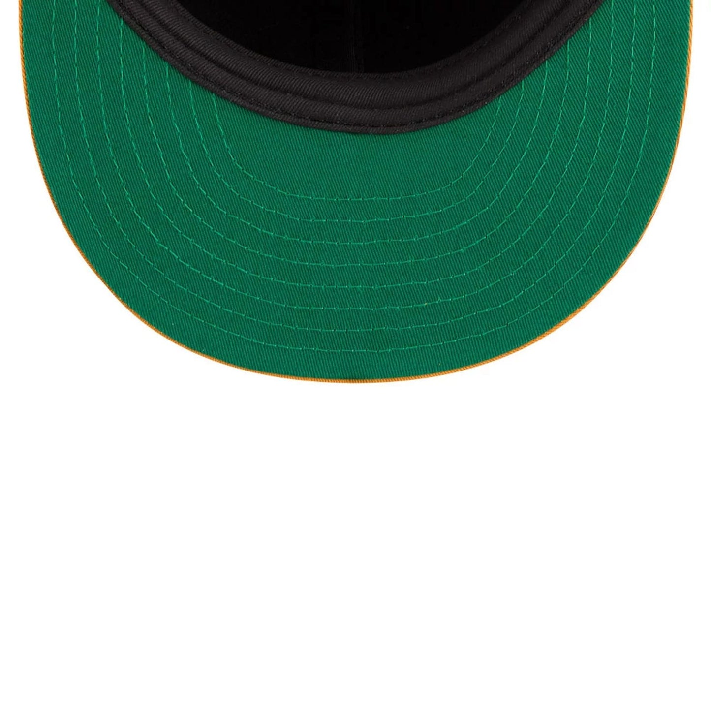 Pictured is this NHL Felt Logo Boston Bruins Retro Crown 59FIFTY Fitted cap in black. 2