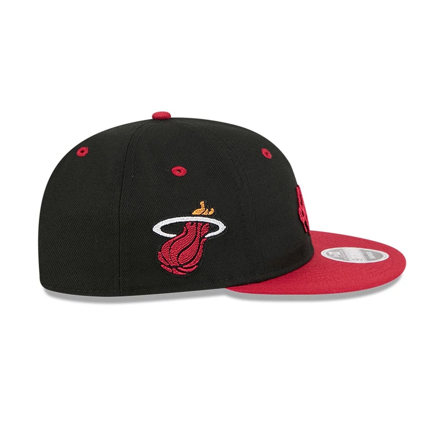 Pictured is this NBA Chainstitch Script Miami Heat Retro Crown 9FIFTY cap in black. 5