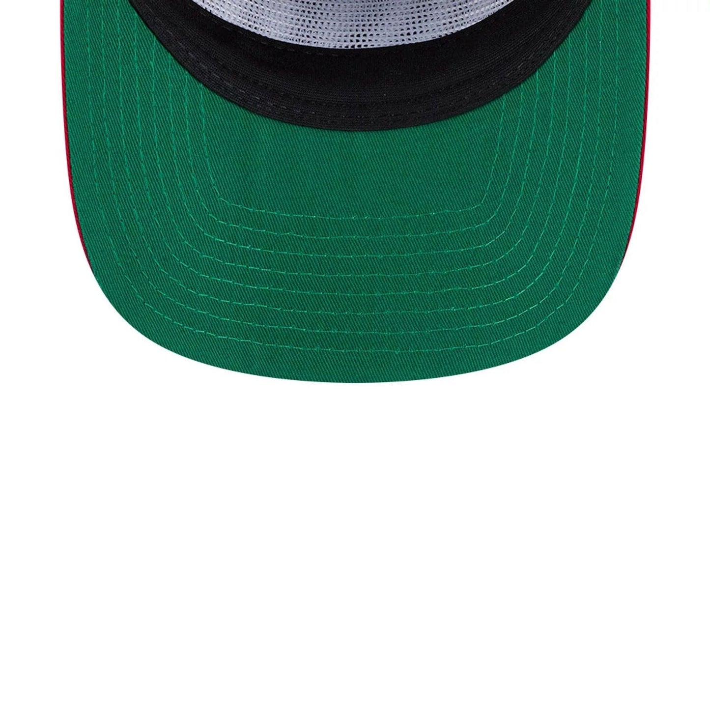 Pictured is this NHL Felt Logo Chicago Blackhawks 19TWENTY cap in black. 2