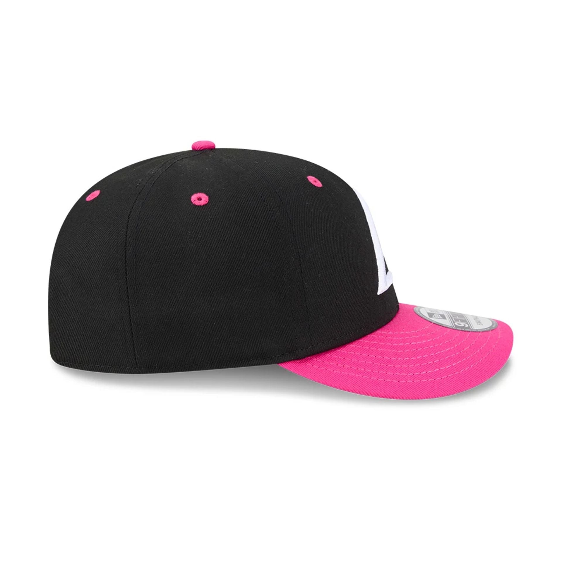 Pictured is this Netflix Squid Game Armed Guard 9FIFTY Snapback cap in black. 6