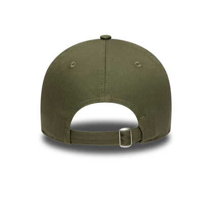 Pictured is this Boucle Liverpool FC 9TWENTY cap in green. 5