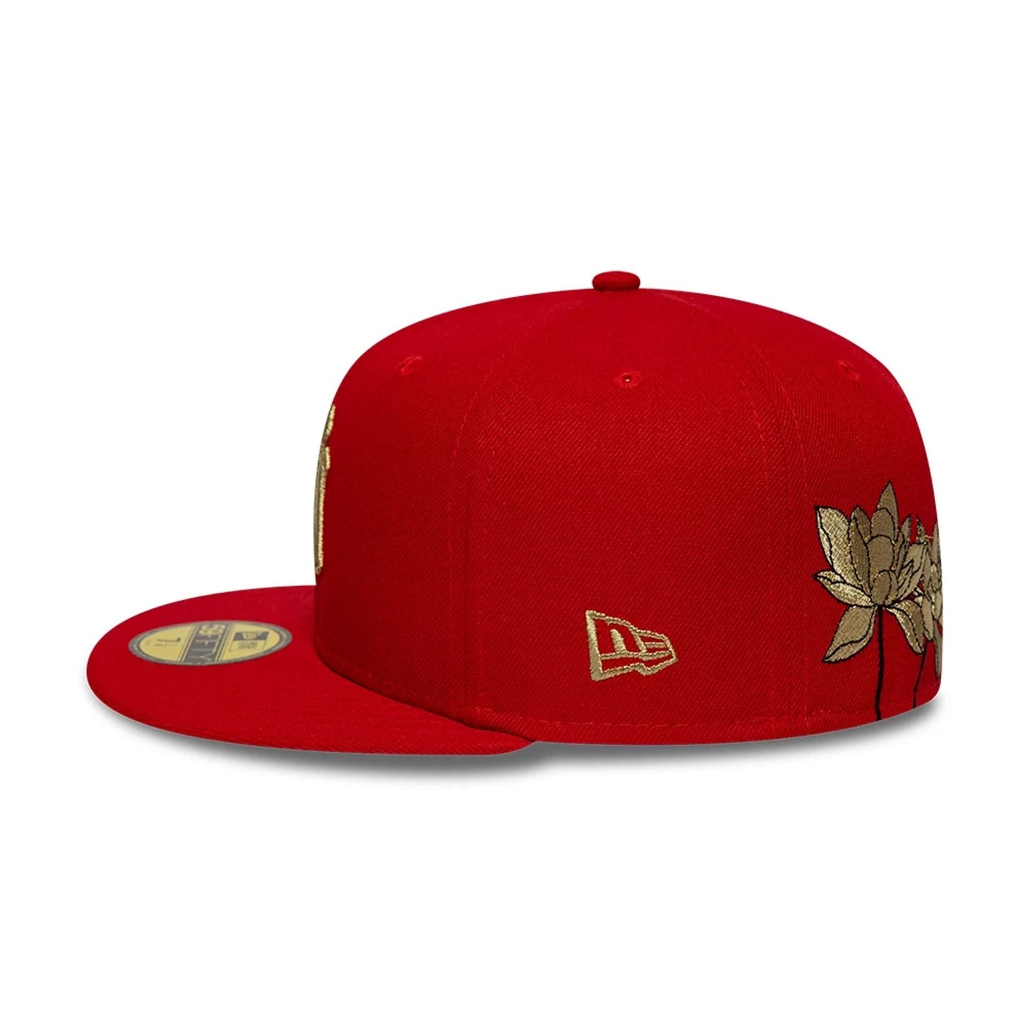 Pictured is this MLB Horseshoe New York Yankees 59FIFTY Fitted cap in red. 6